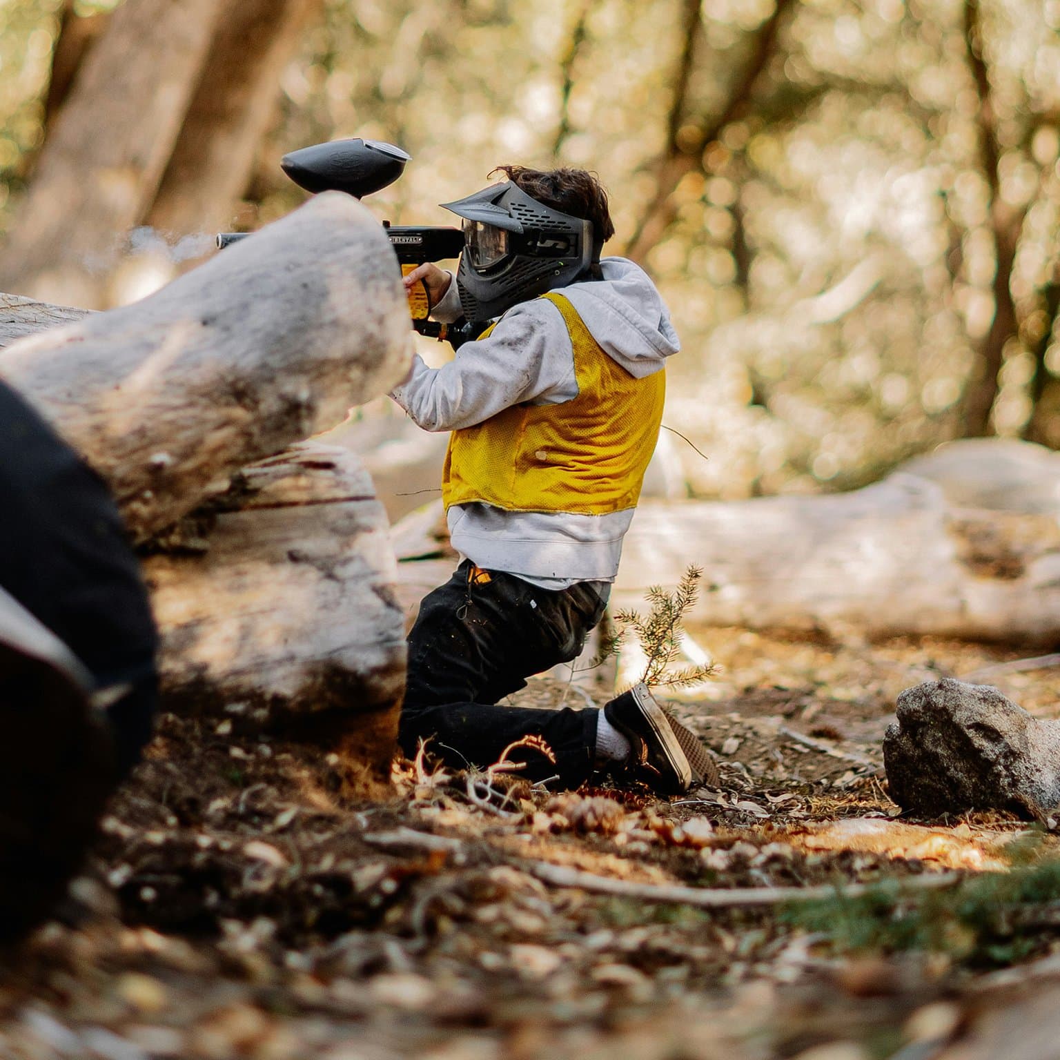 Paintball-Stock-Image-Unsplash__FocusFillMaxWyIwLjAyIiwiLTAuMjgiLDE5MjAsMTkyMF0.jpg